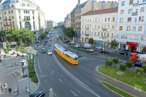 d.FIVE Panorama Apartment Synagogue